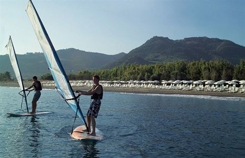 Villaggio Simenzaru Mongiove Екстер'єр фото